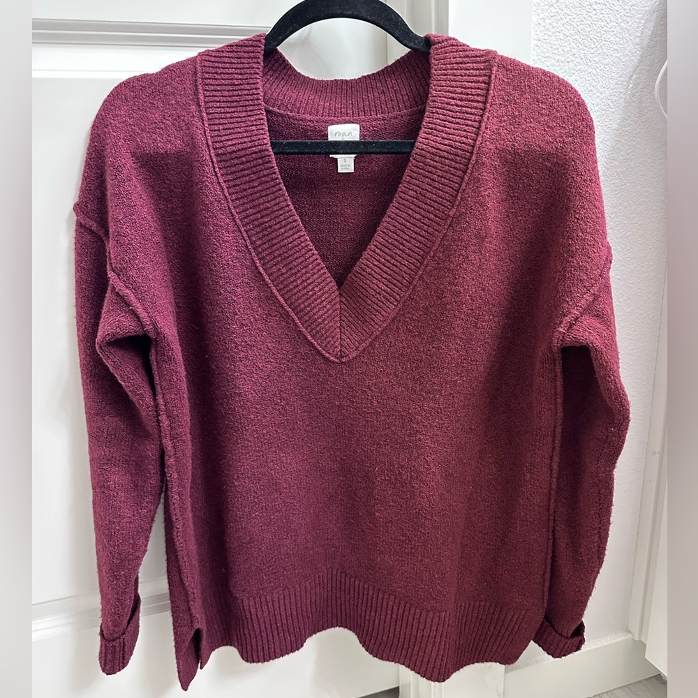 Roan + Ryan burgundy sweater, size small